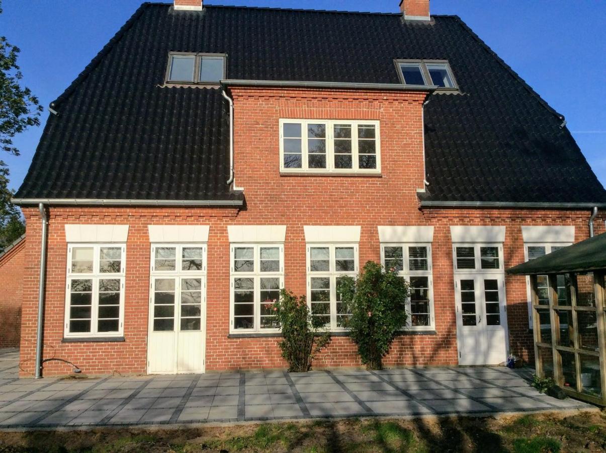مبيت وإفطار Højer Bed & Kitchen „Den Gamle Skole“ Nr. Sejerslev المظهر الخارجي الصورة